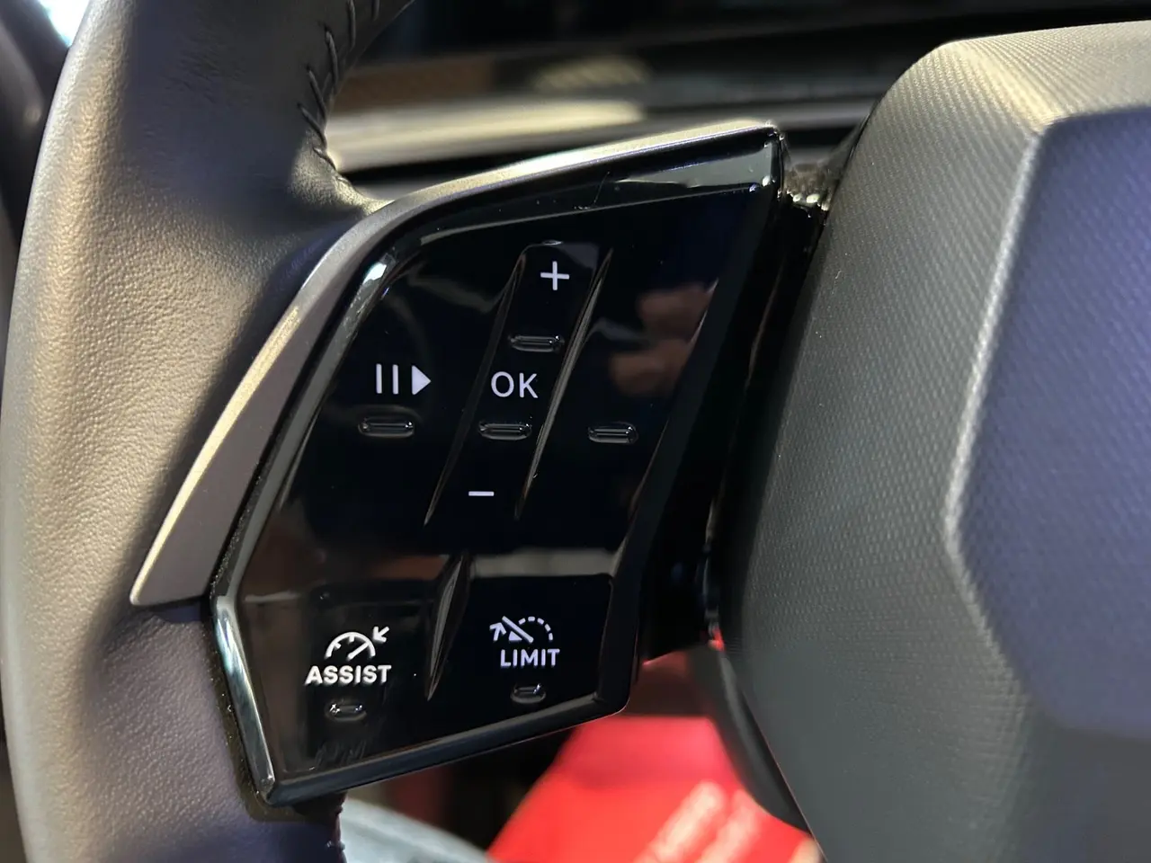 Billede 11 - Peugeot e-5008 77 Allure 7prs