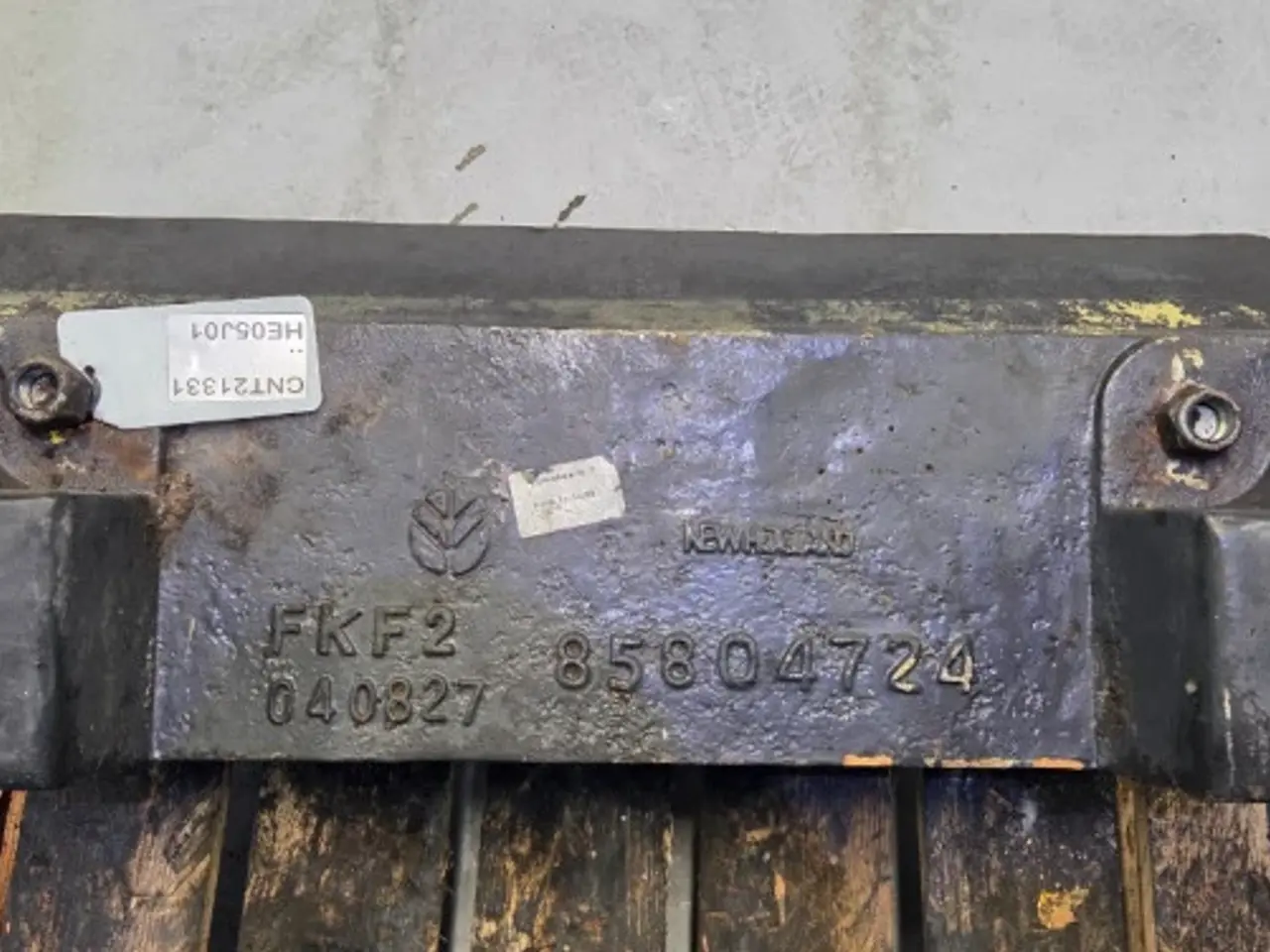 Billede 8 - New Holland LB115B Frontvægt 85804725