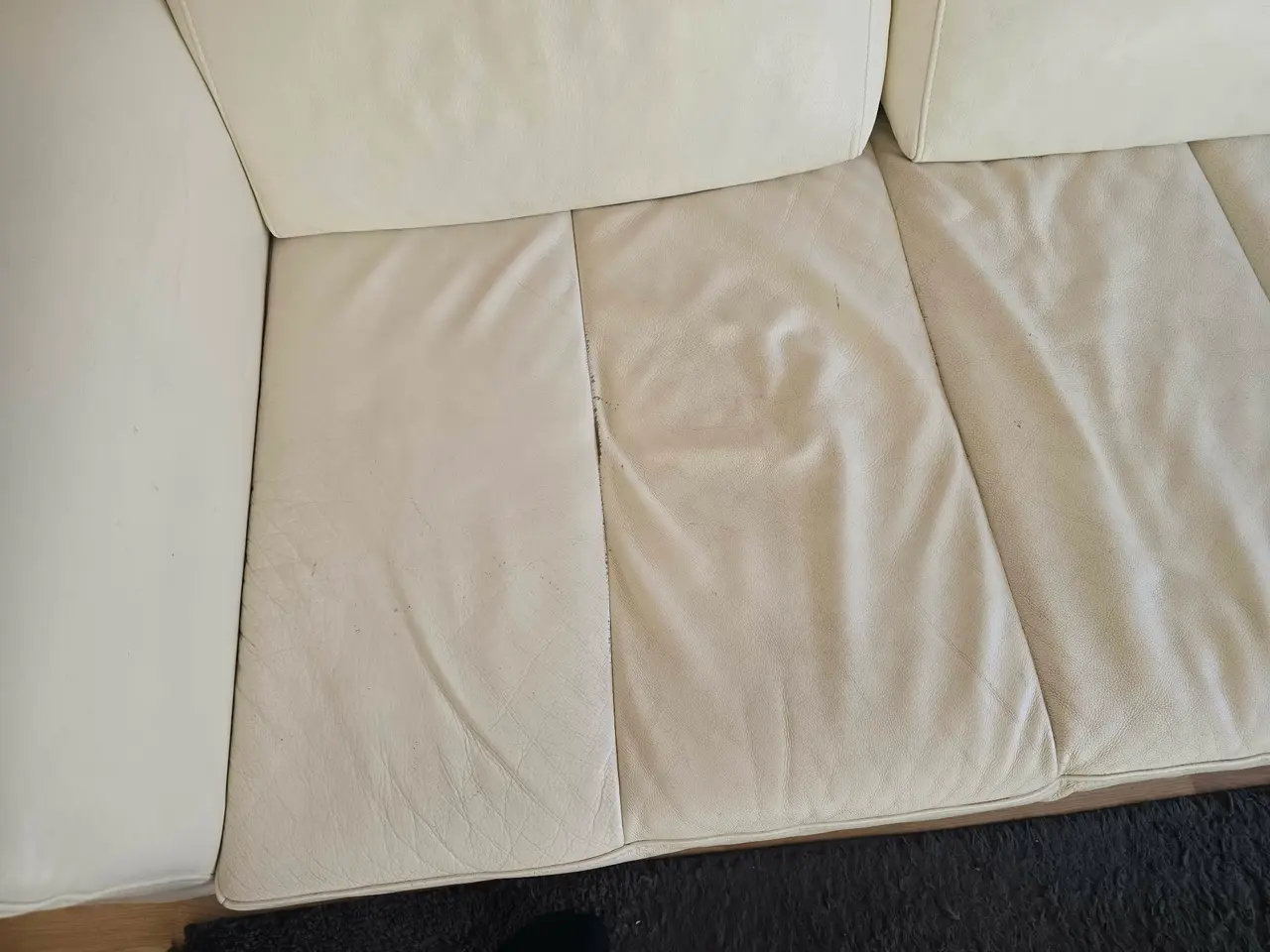 Billede 7 - 2 og 3 personers hvid lædersofa