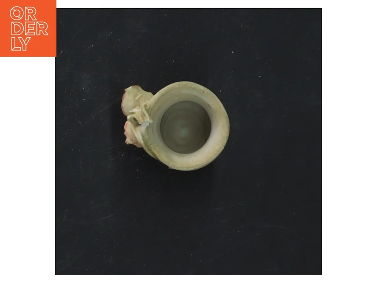 Billede 3 - Lille dekorativ vase (str. 5,5x3,5 cm)