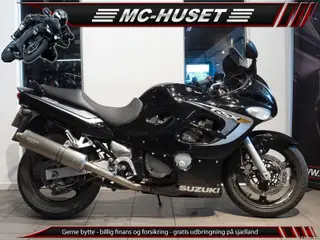 Suzuki GSX 600 F