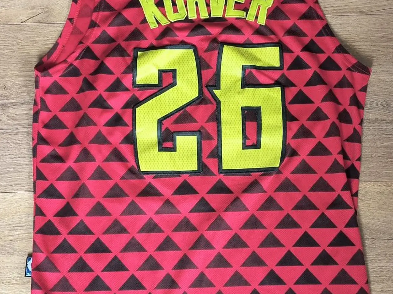 Billede 4 - ATLANTA HAWKS "KYLE KORVER NR 26" STR. S, SOM NY