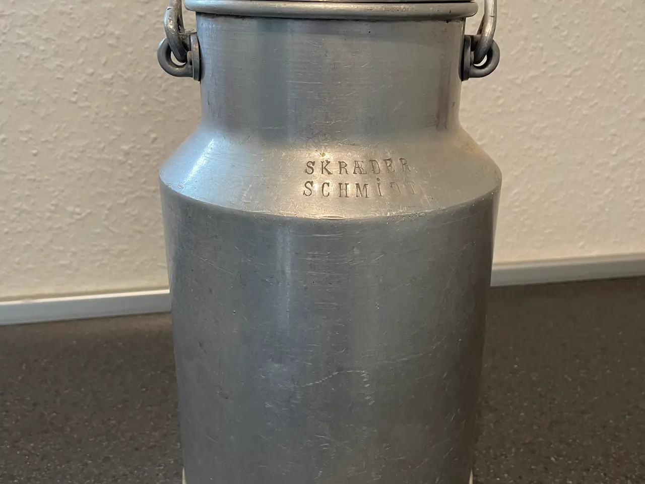 Billede 1 - Gammel Mælkespand m. Låg 5 L.