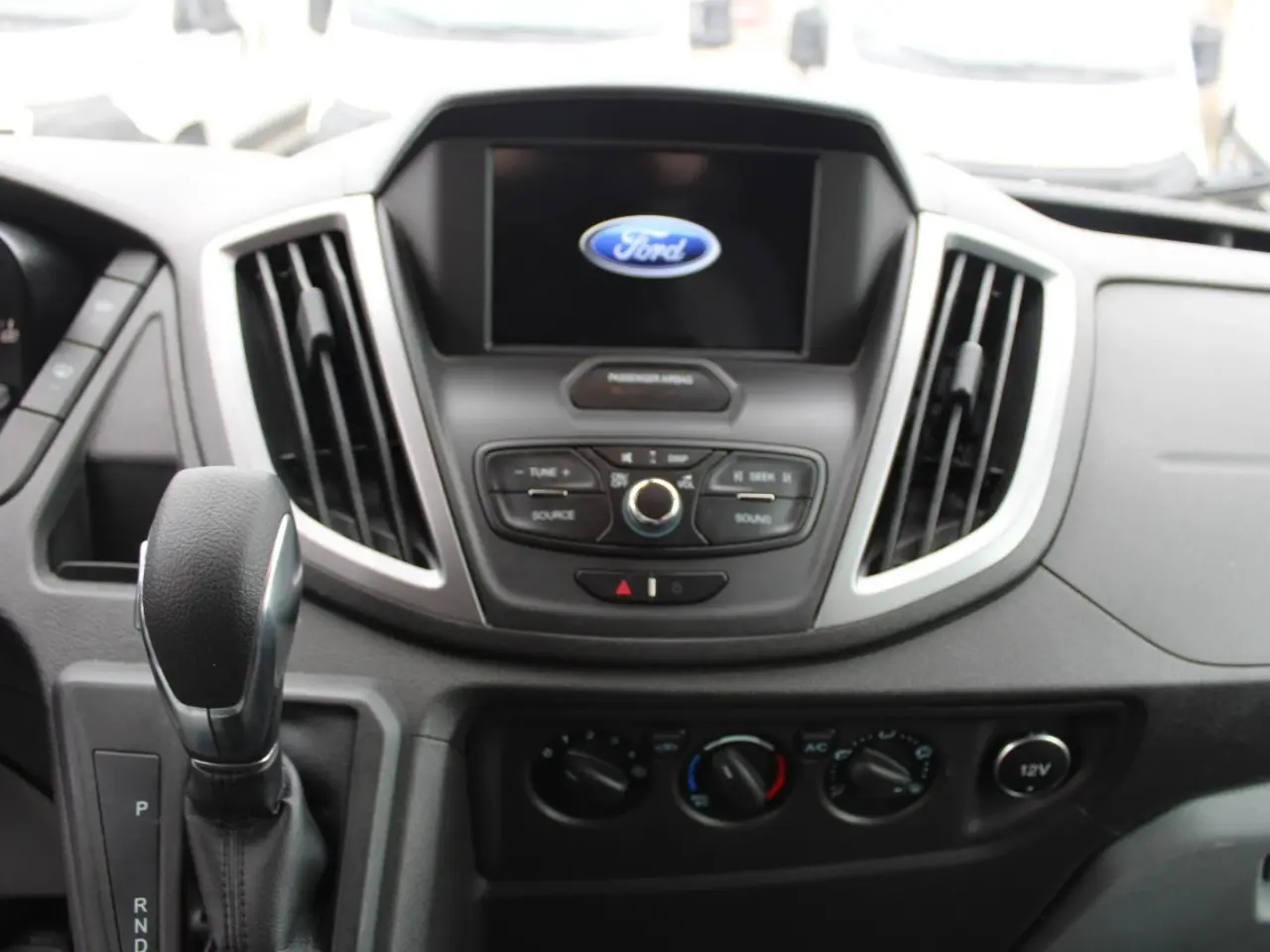 Billede 3 - Ford Transit 350 L3 Kombi 2,0 TDCi 130 Trend aut. H2 FWD