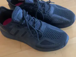 Nye Adidas sko