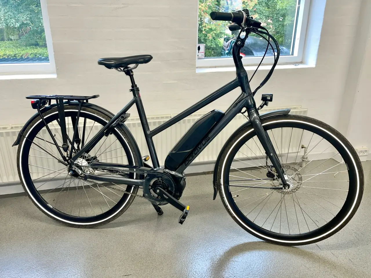 Billede 1 - Batavus elcykel, står som ny