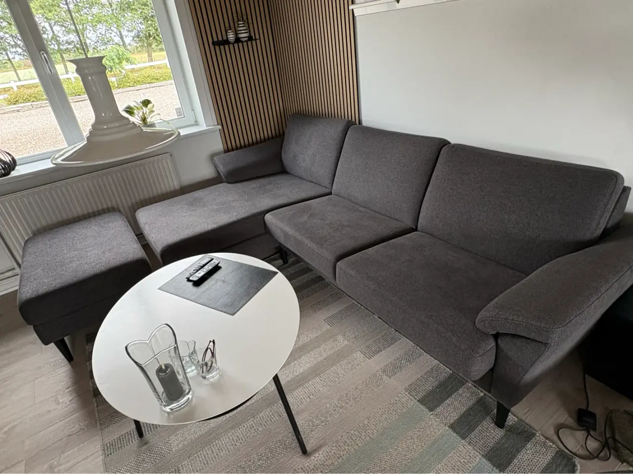 Billede 3 - BYD - Lækker sofa med puf og lænestol