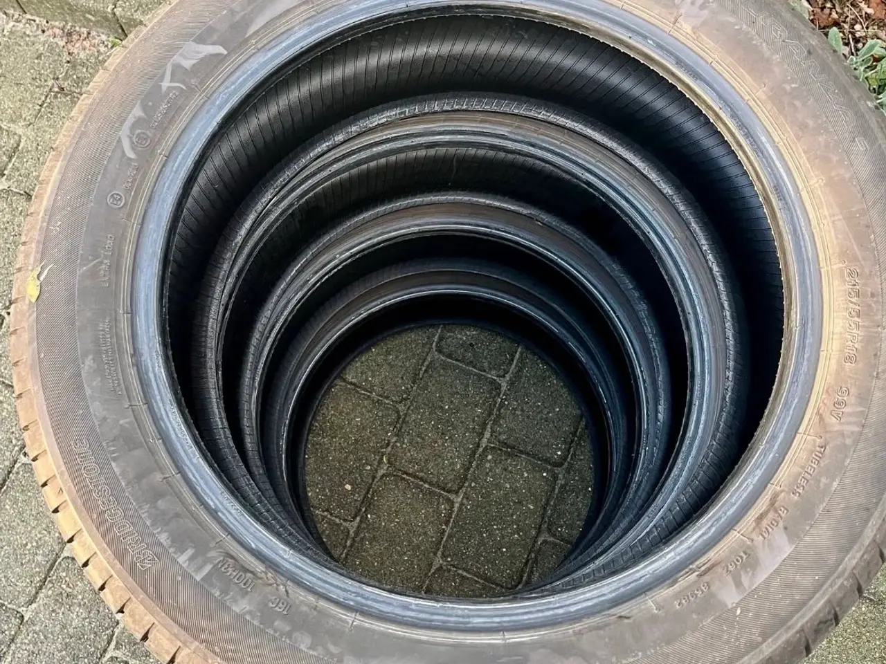Billede 2 - 215/55R18 sælges. Evt. bytte