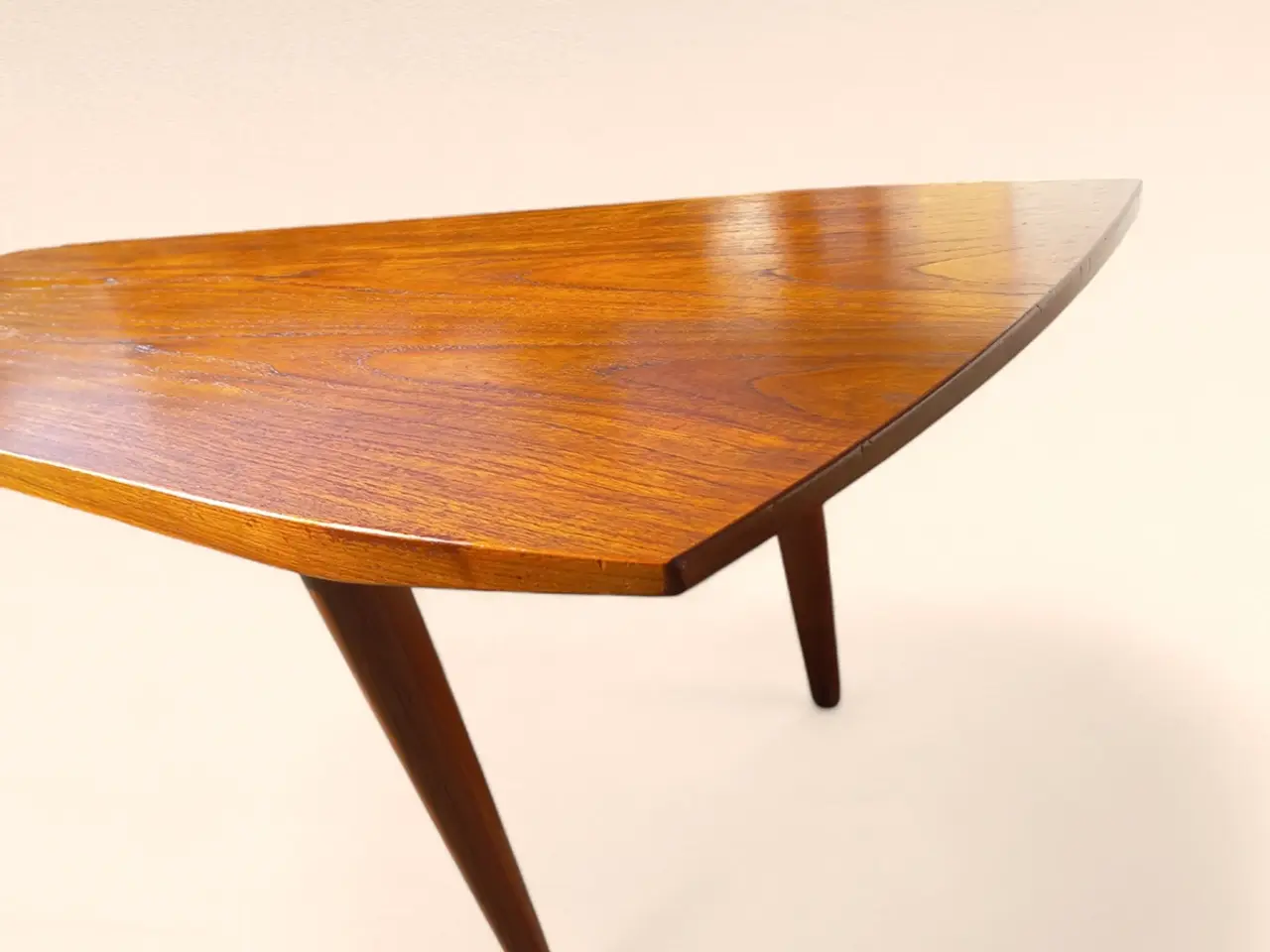 Billede 5 - Nedsat langt teak sofabord - Made in Denmark