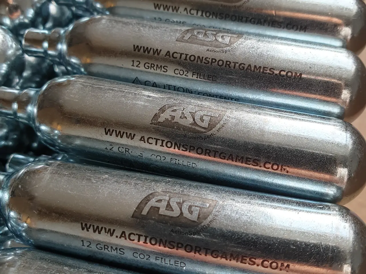 Billede 2 - 50 x 12g CO2 Kapsel ASG - Action Sport Games