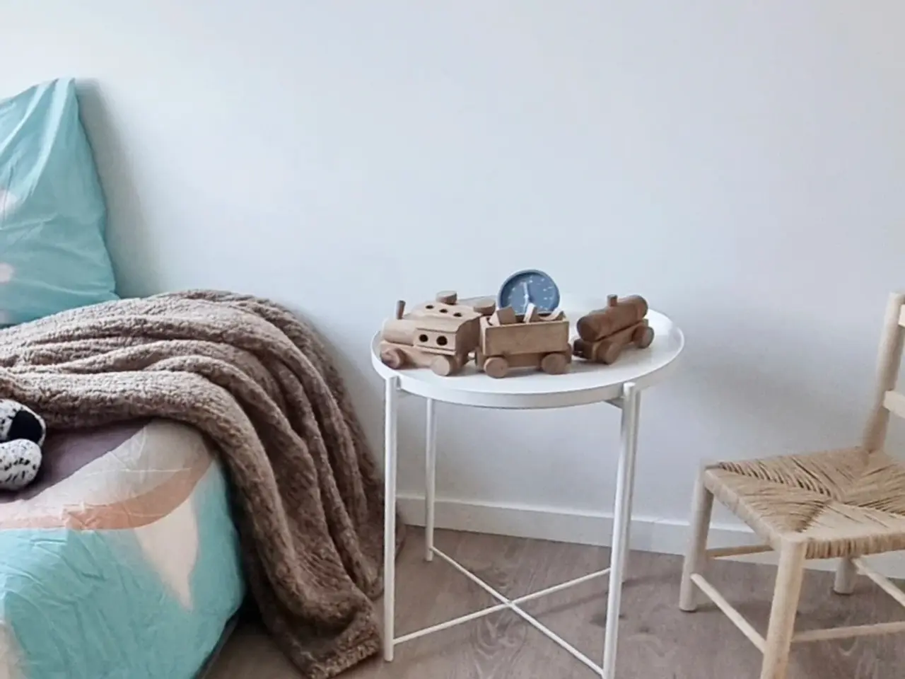 Billede 1 - IKEA Gladom bakkebord hvidt