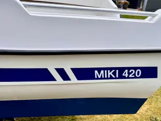  Dansk kvalitets jolle Miki 420 og Mariner 8 hk 
