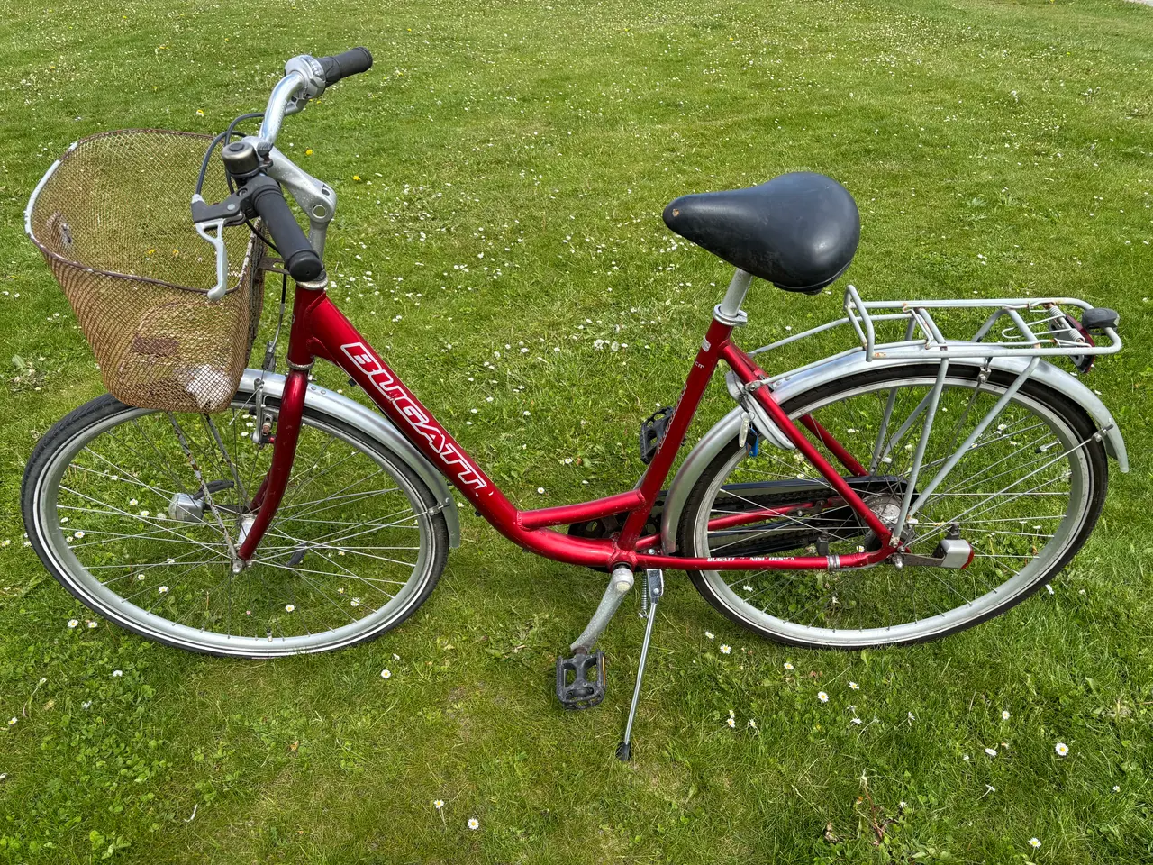 Billede 12 - Cykleklar , dame/ pige cykler 