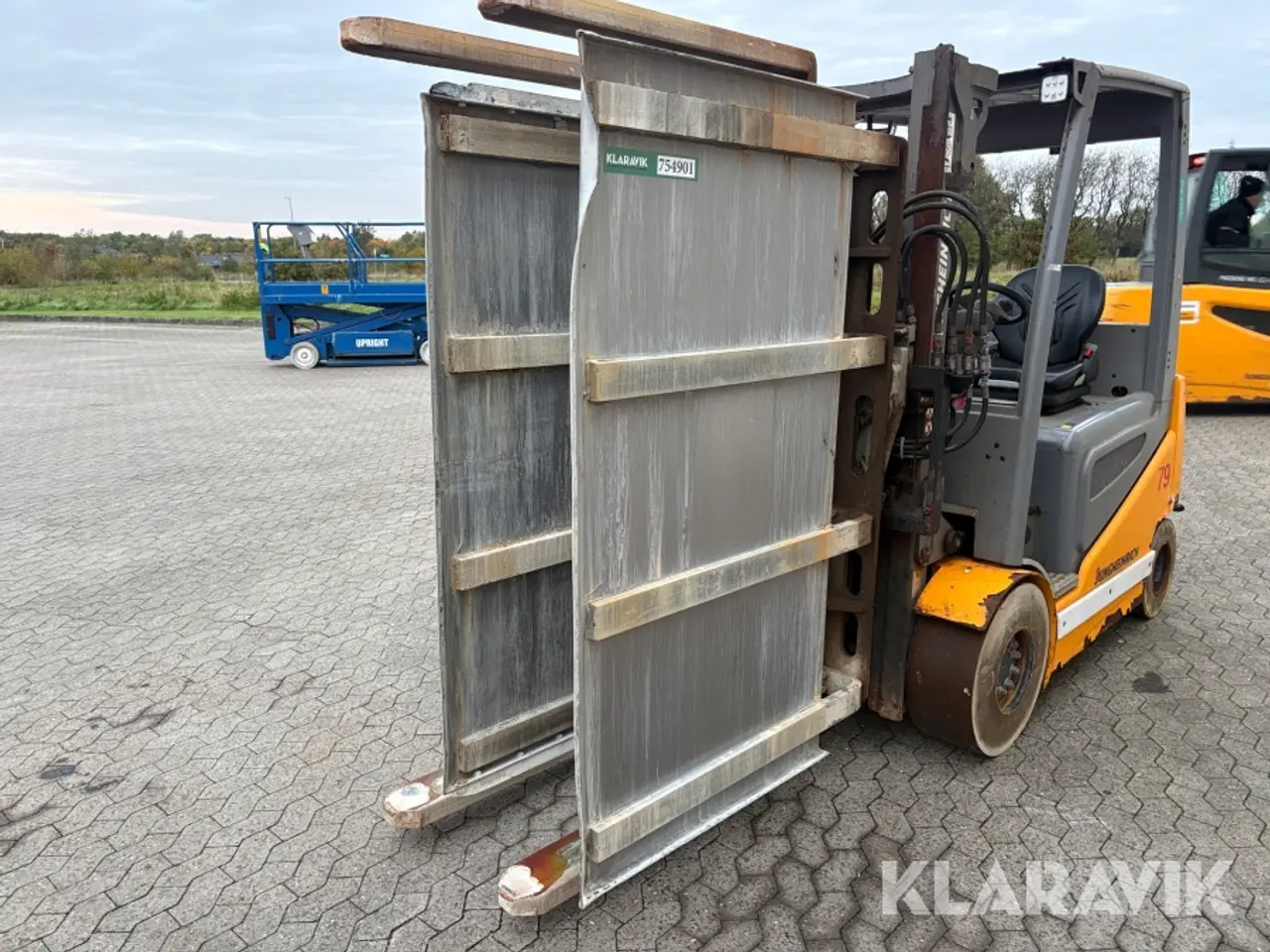 Billede 1 - Vender ELM Kragelund til eksempelvis oste