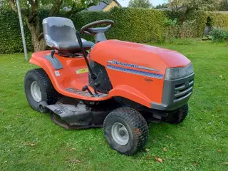 Husquarna YTH 200 Havetraktor