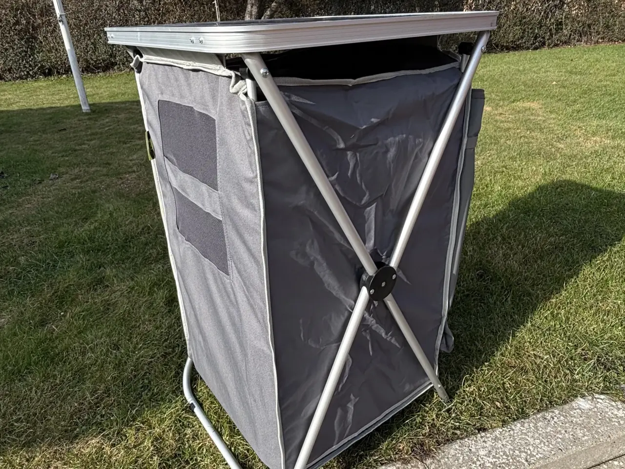 Billede 2 - Wecamp. Opbevaringsskab.