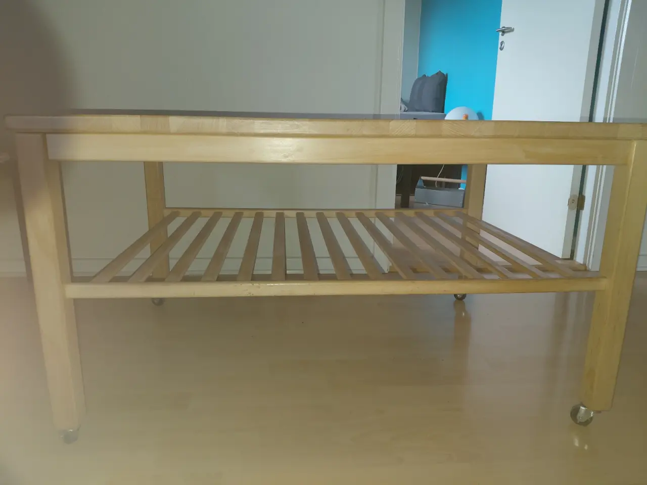 Billede 2 - Sofabord i egetræ