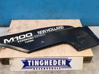 New Holland M100 Skærm R. 82005640
