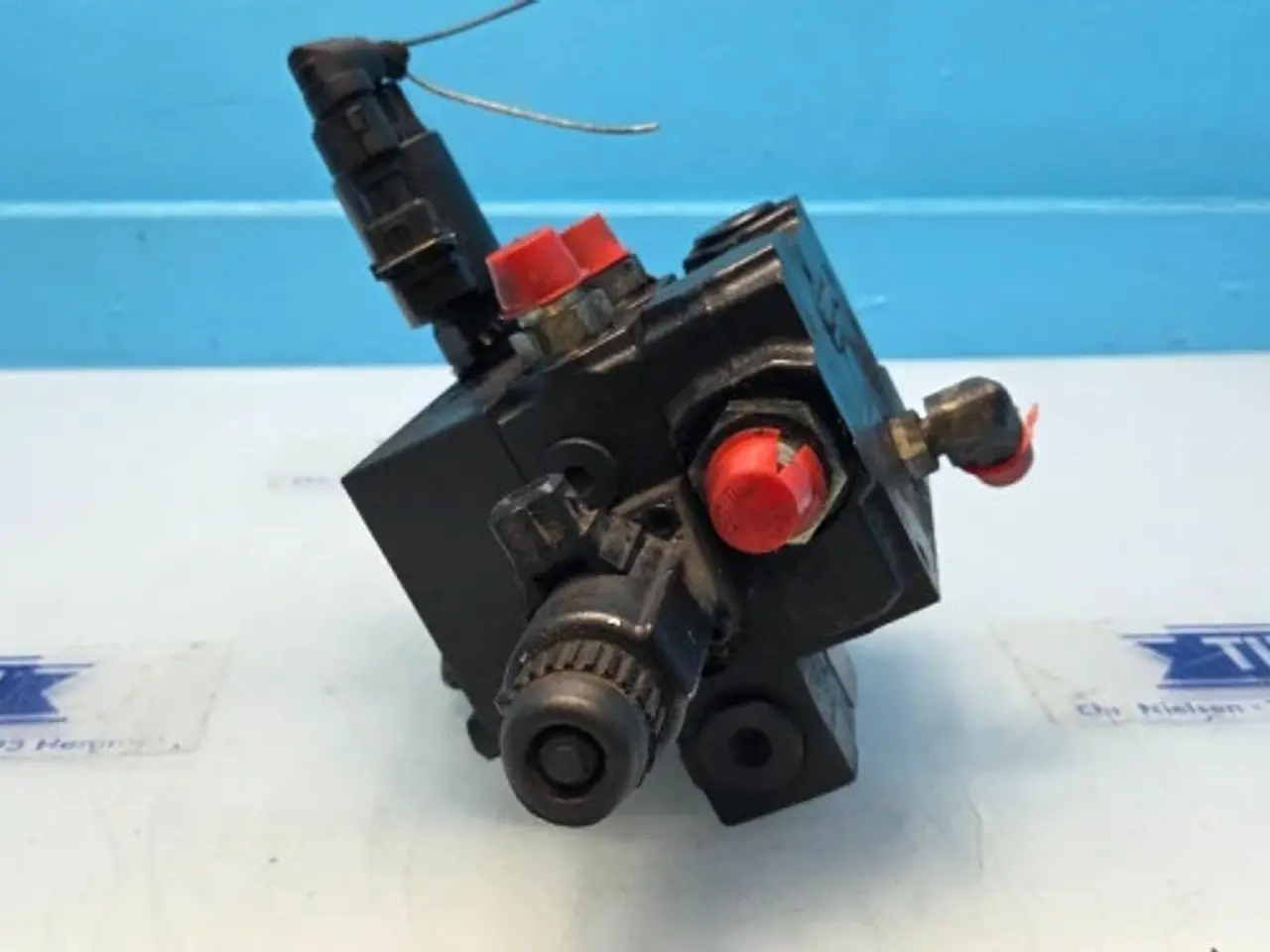 Billede 10 - New Holland CR9.90 Hydraulikventil 87313989