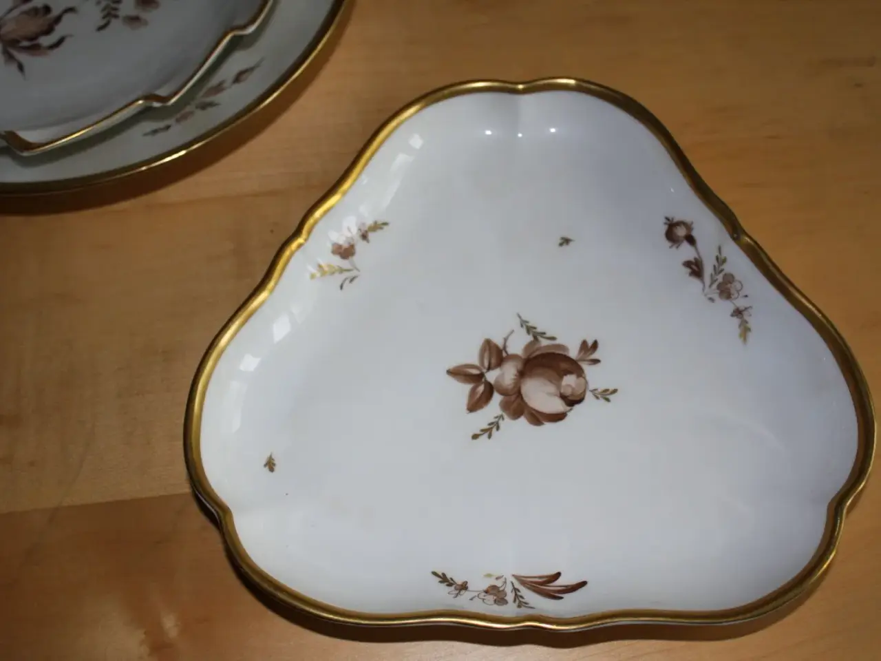 Billede 7 - Brun rose fra Royal Copenhagen