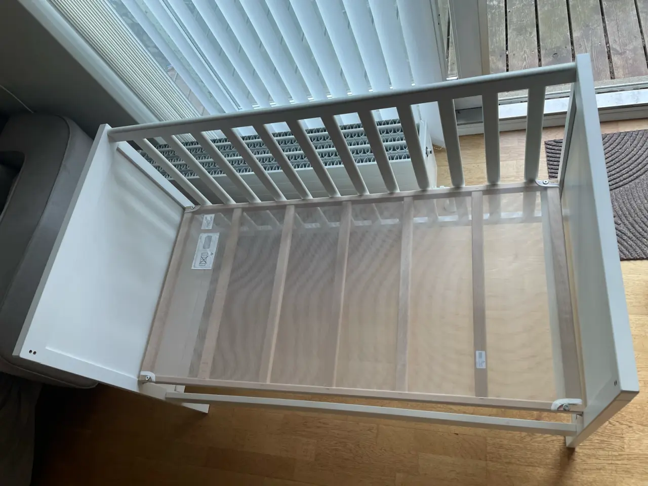 Billede 2 - Ikea Sundvik tremmeseng 