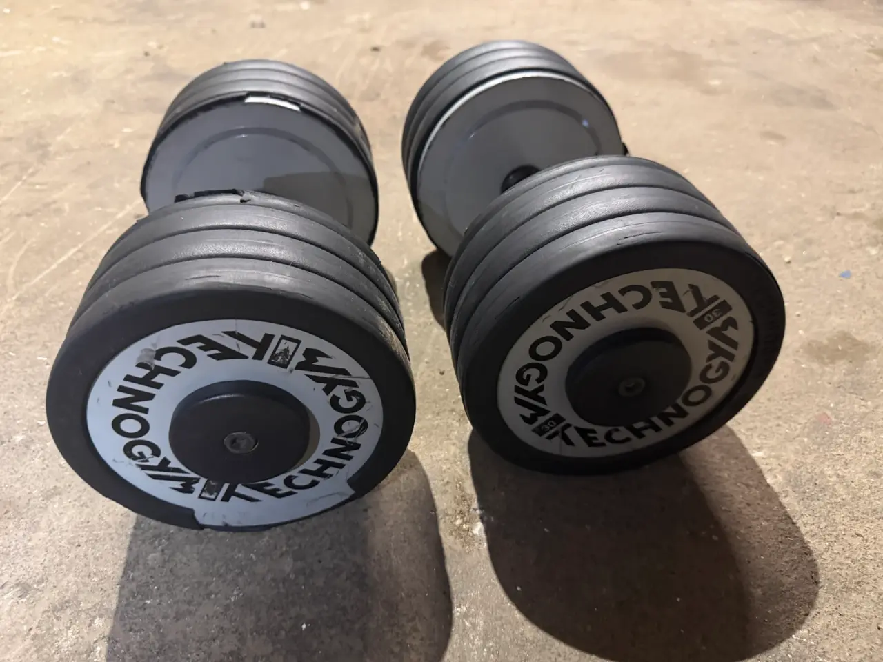 Billede 3 - Technogym klassisk håndvægtsæt (2 x 30 kg.)