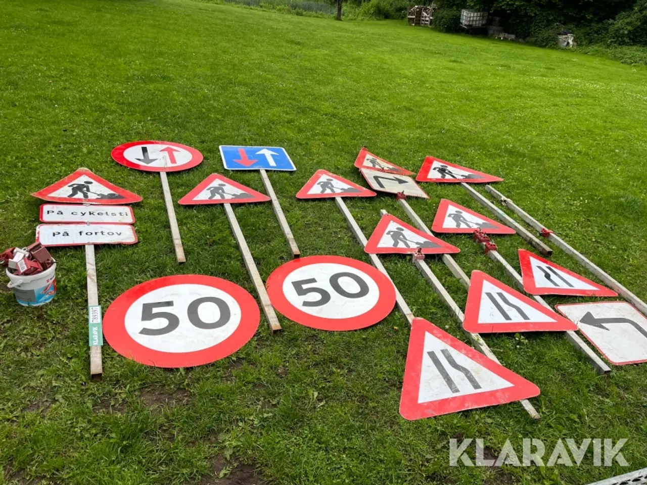 Billede 2 - Vejskilte diverse 15 styk forskellige