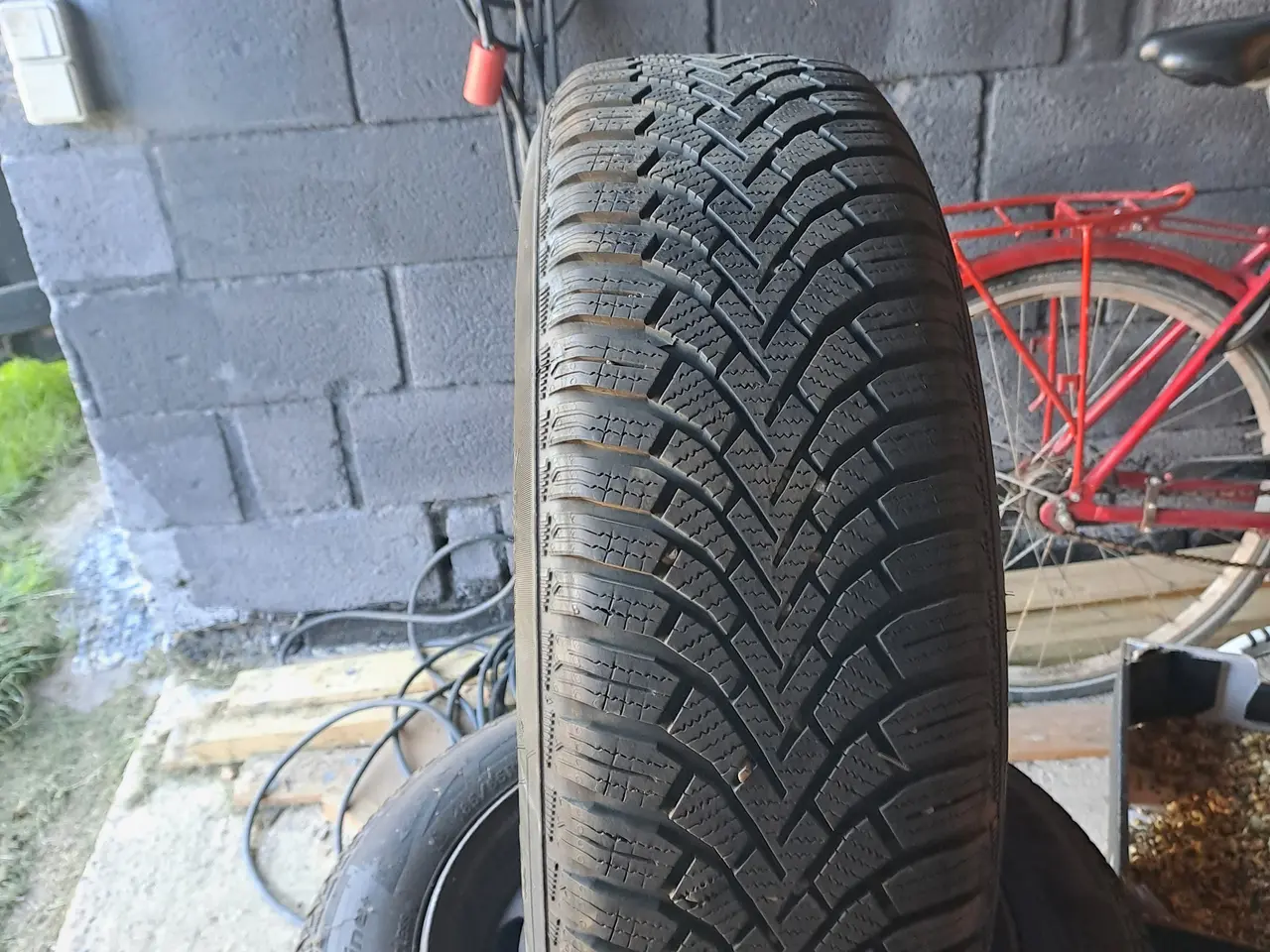 Billede 2 - Bridgestone dæk m. fælge