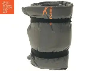 Selvoppustelig campingunderlag fra Easy Camp