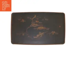 Dekorativ kinesisk bakke med intarsia fuglemotiv (str. 32,5x19,5 cm)