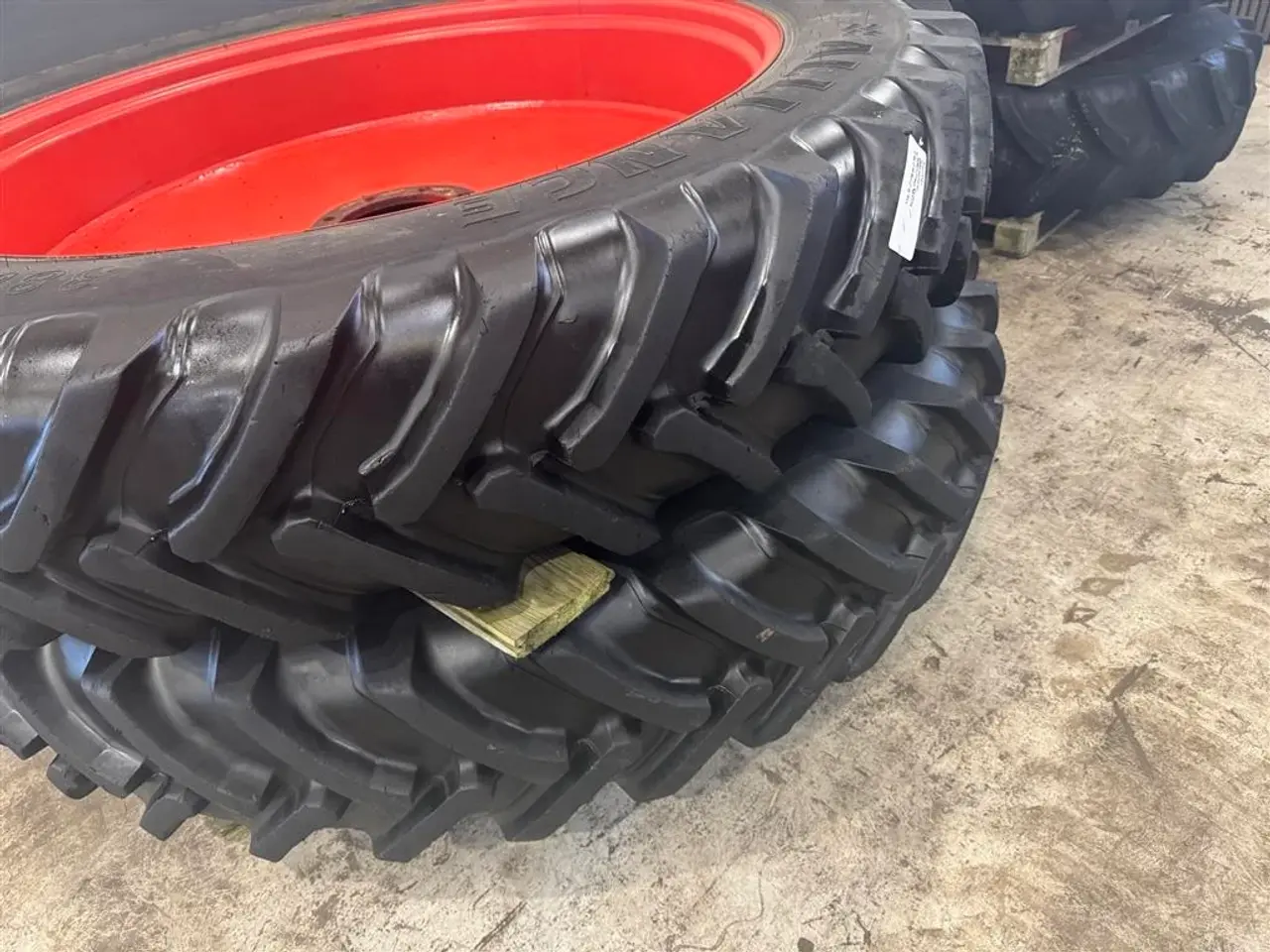 Billede 4 - Alliance 380/80R38 380/90R54