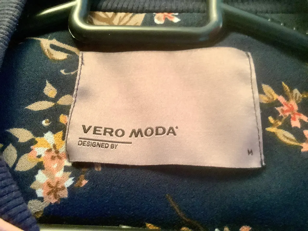 Billede 4 - Cardigan fra Vero Moda str. M
