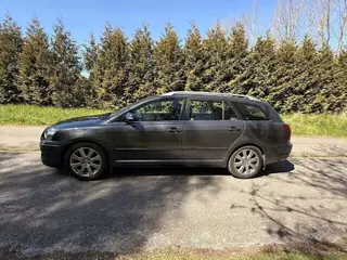 Toyota Avensis 1,8 Linea Sol 129HK Stc