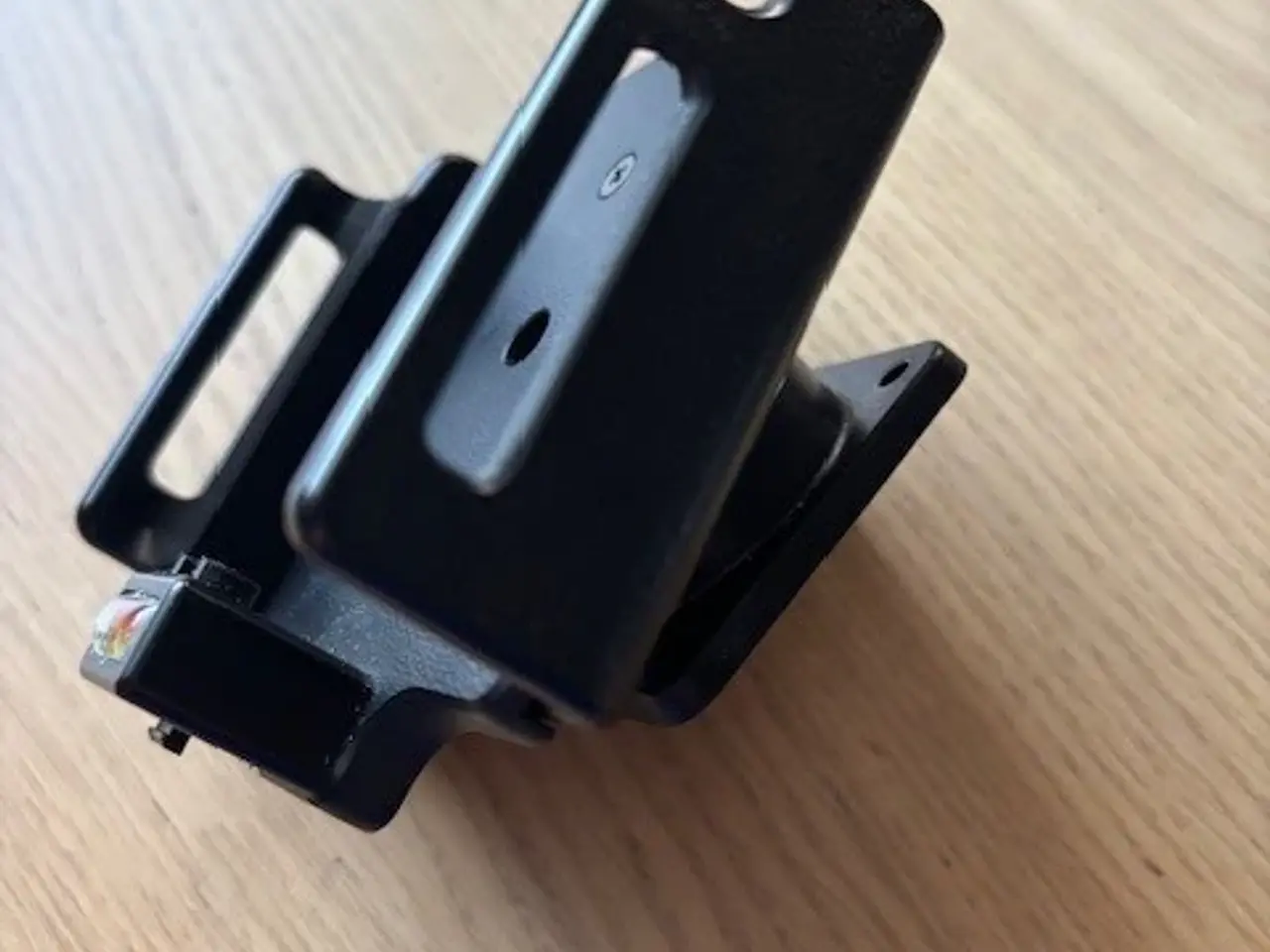 Billede 1 - Brodit Iphone holder med kabel tilslutning 716013