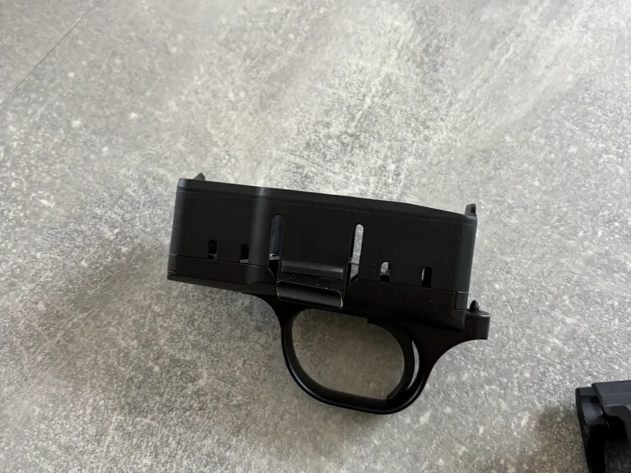 Billede 2 - Blaser aftrækker hus 