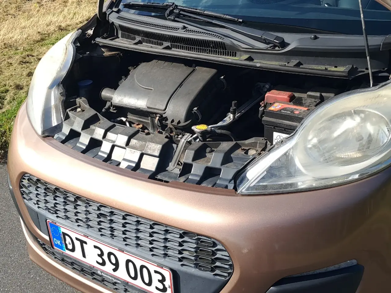 Billede 4 - Velholdt Peugeot 107 med Facelift