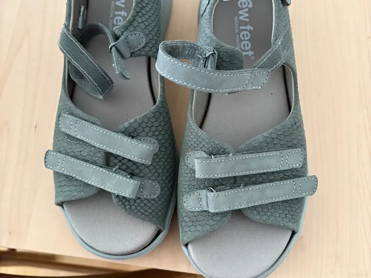 Billede 1 - SOMMERSANDALER