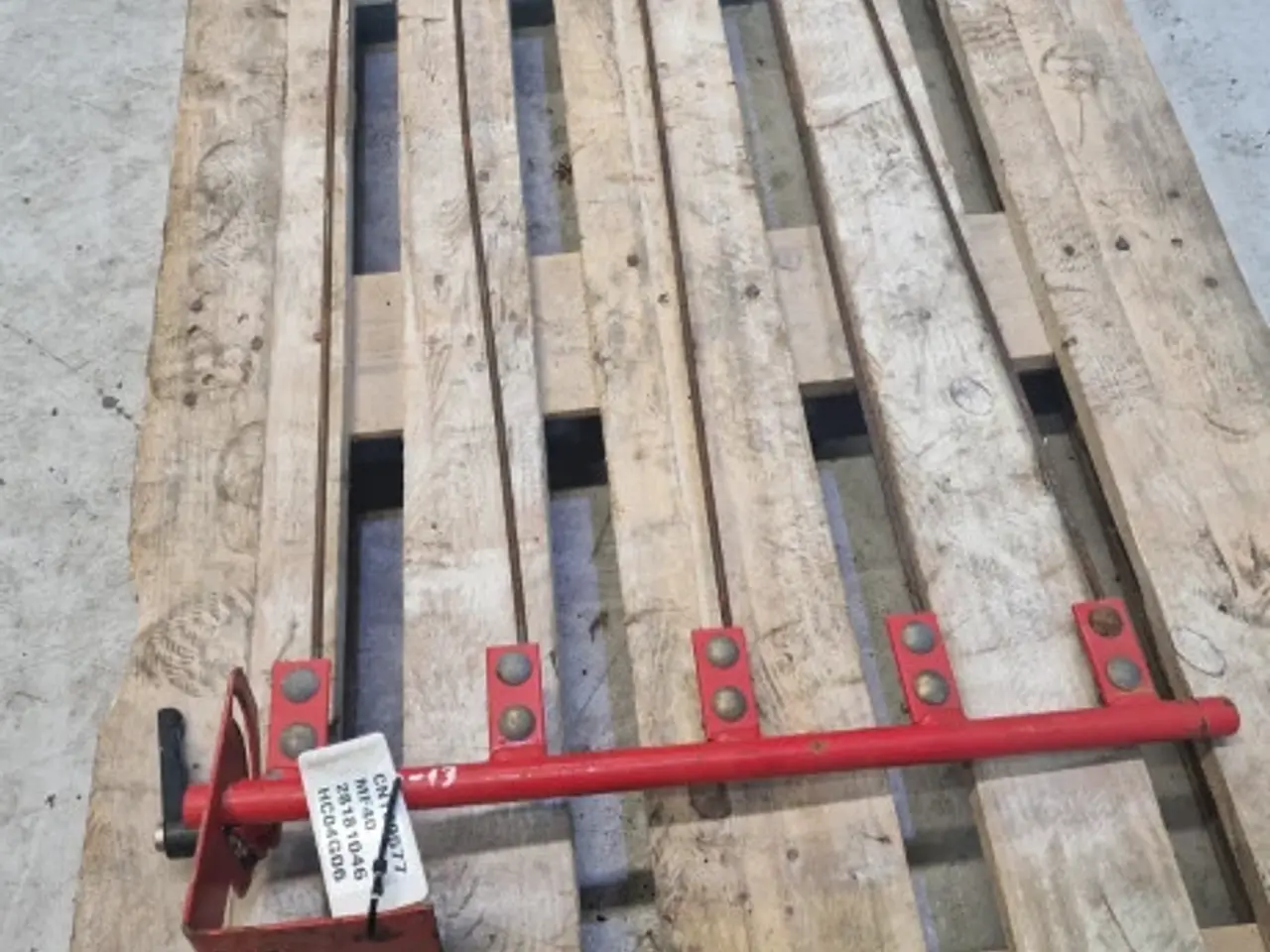 Billede 3 - Massey Ferguson 40 Hængselrør 28181527