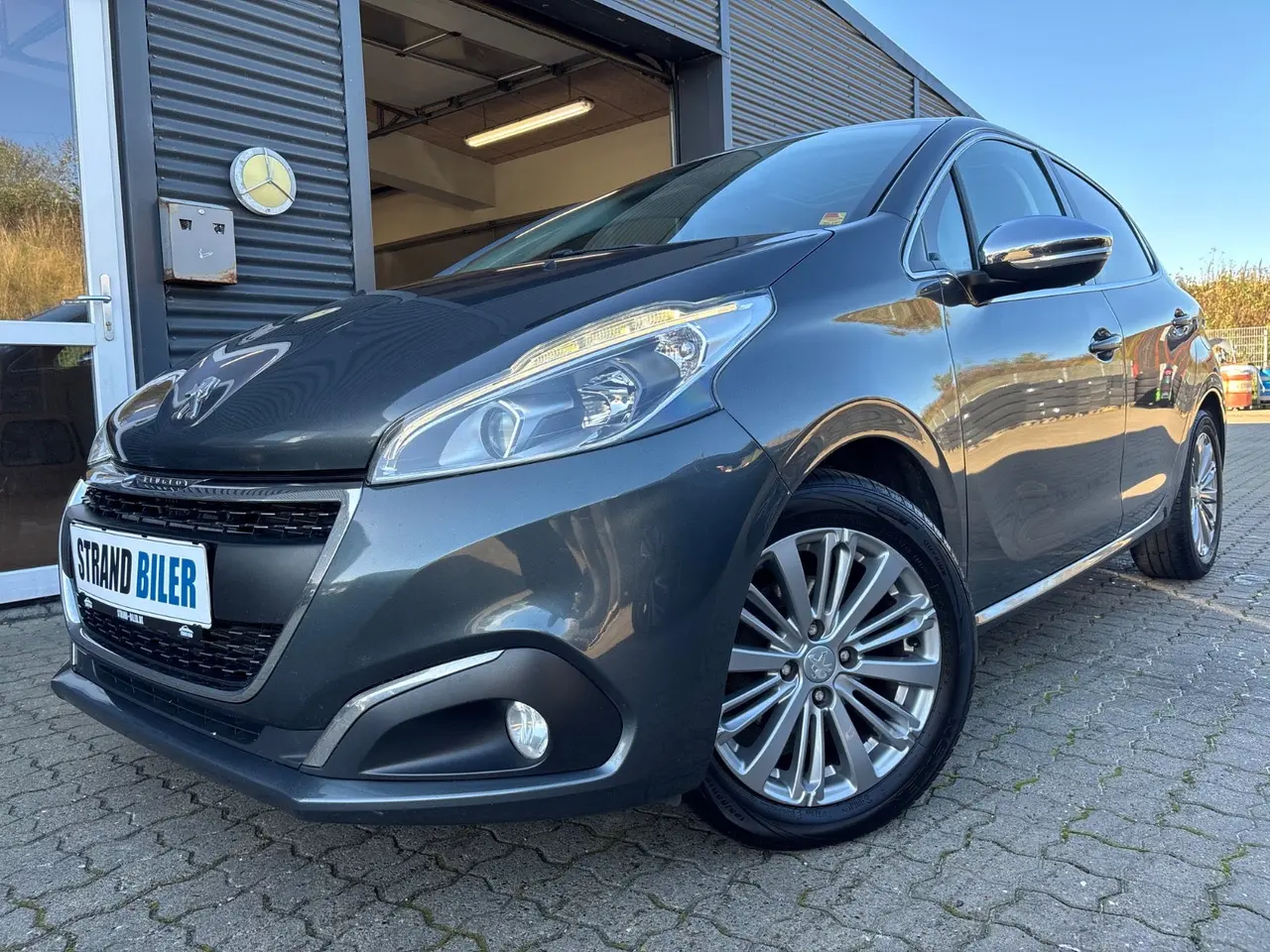 Billede 21 - Peugeot 208 1,6 BlueHDi 100 Allure Sky