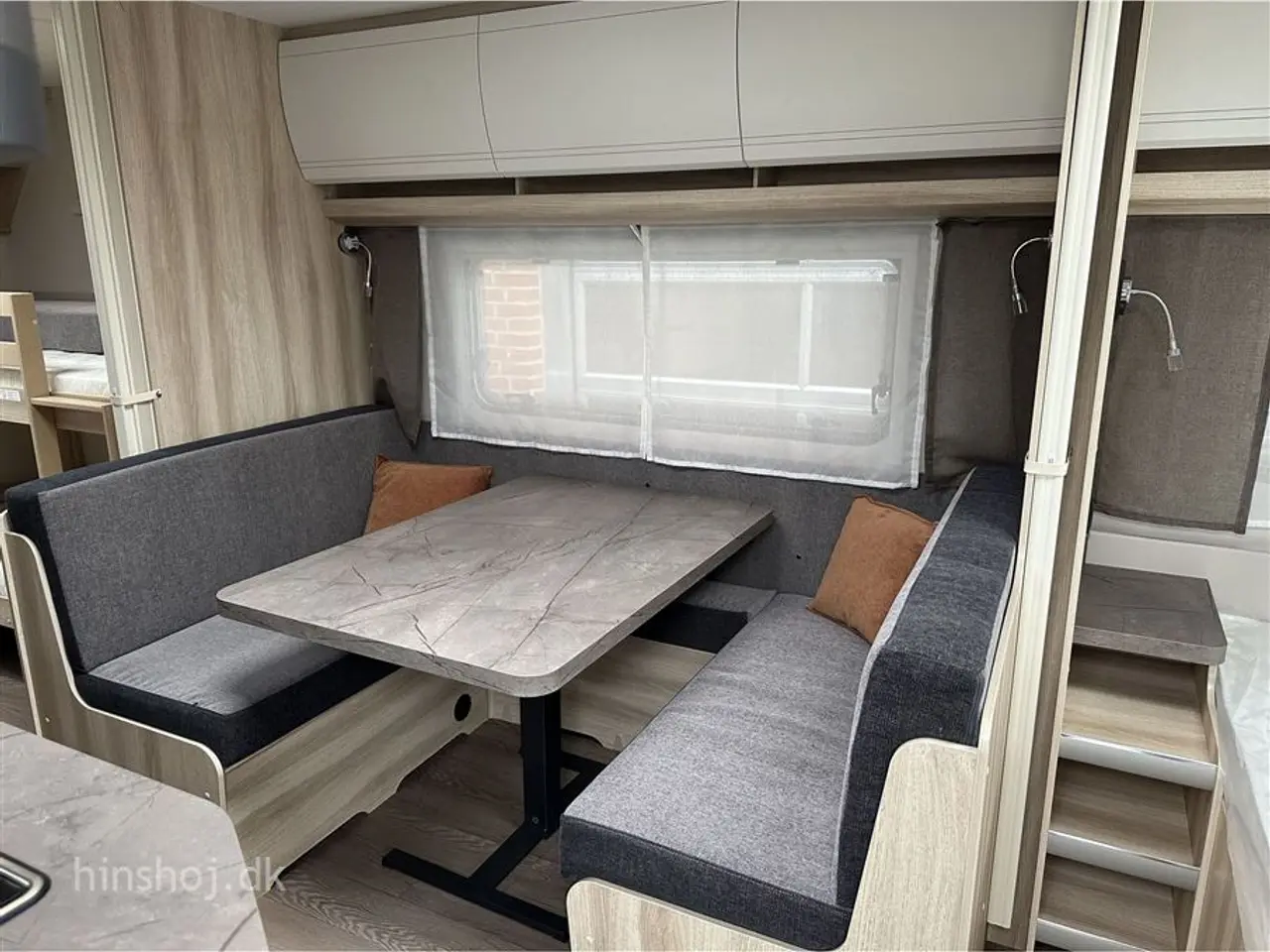Billede 2 - 2027 - Hobby De Luxe 545 KMF 2027 Hobby med køjer fra Hinshøj Caravan