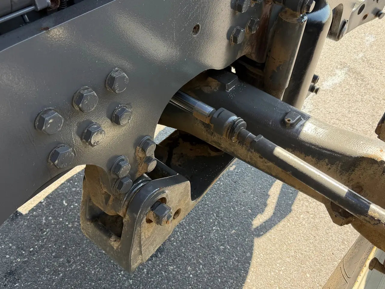 Billede 12 - Valtra T153 HiTech Fin brugt traktor, med Frontlift og Front PTO