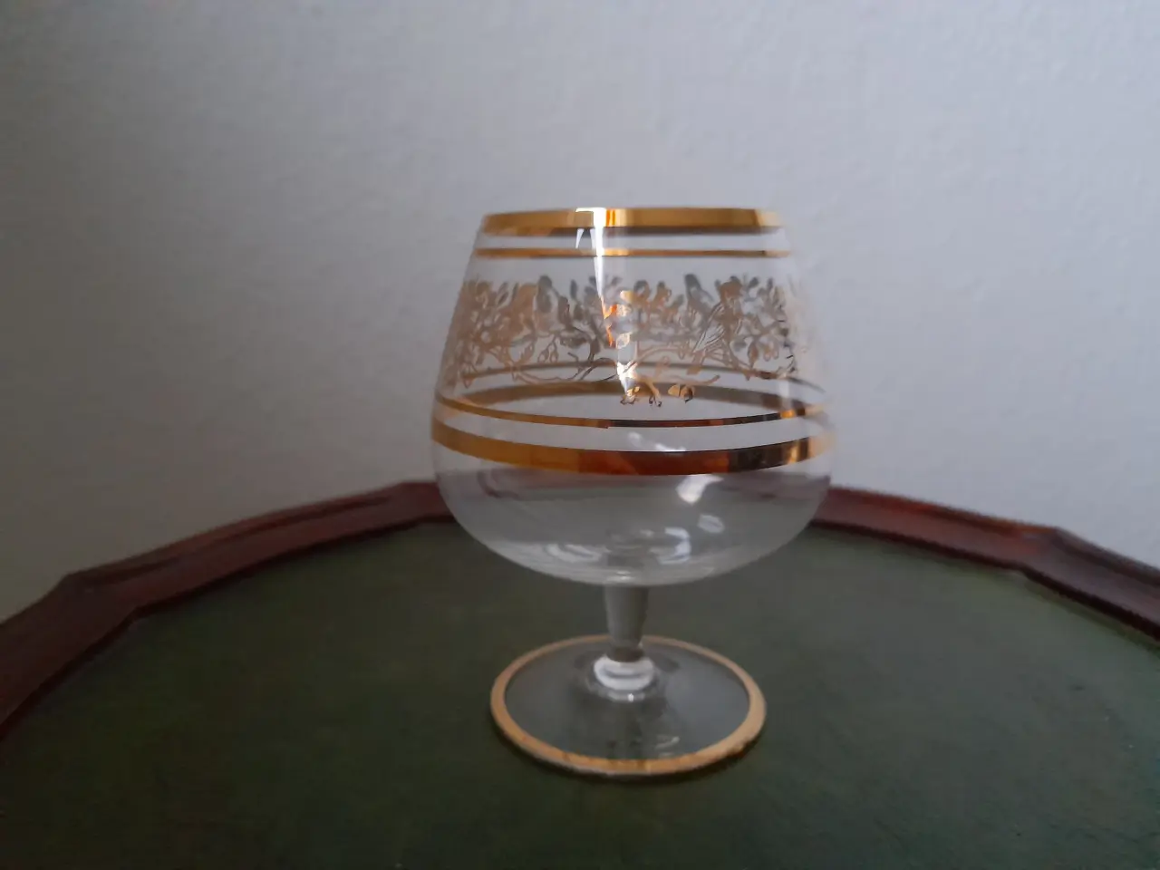 Billede 1 - 6 Dekorative cognacglas med guldmotiv