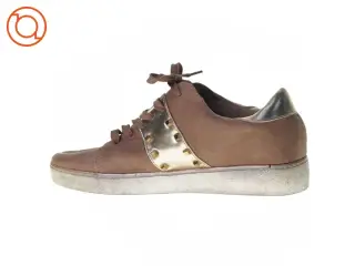 Sneakers (str. 40)
