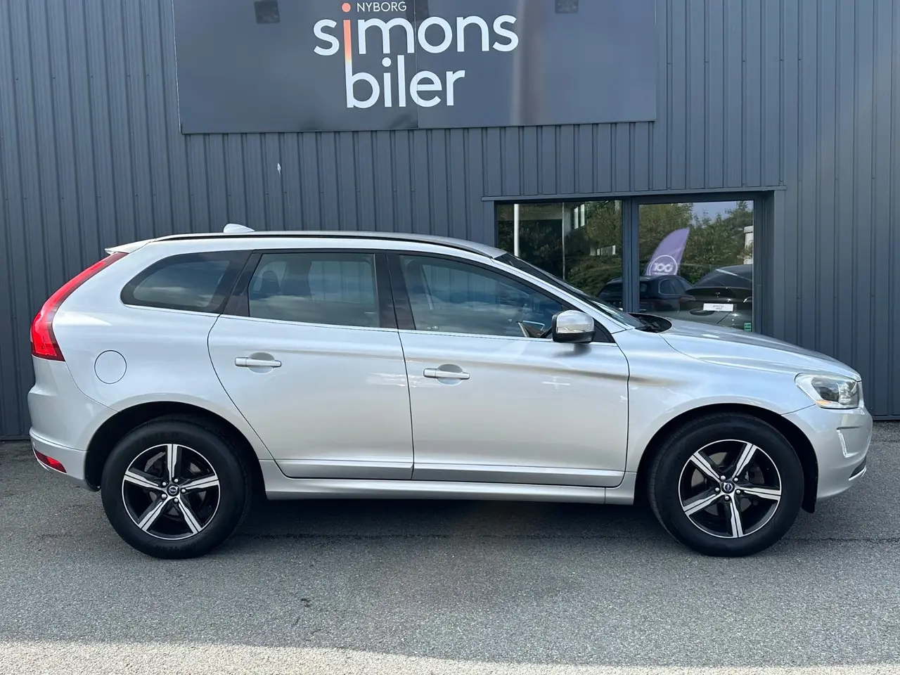 Billede 3 - Volvo XC60 2,0 D4 181 Momentum aut.