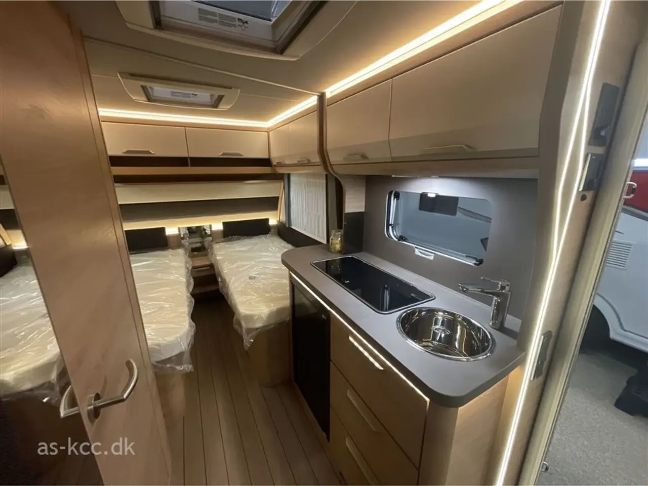 Billede 4 - 2026 - Knaus Südwind Black Selection 500 EU KNAUS Südwind 500 EU BLACK SELECTION