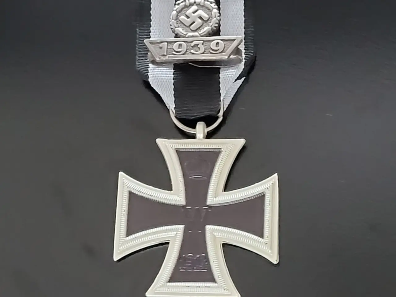 Billede 1 - TYSKLAND Jernkors WW1 med WW2 tegn
