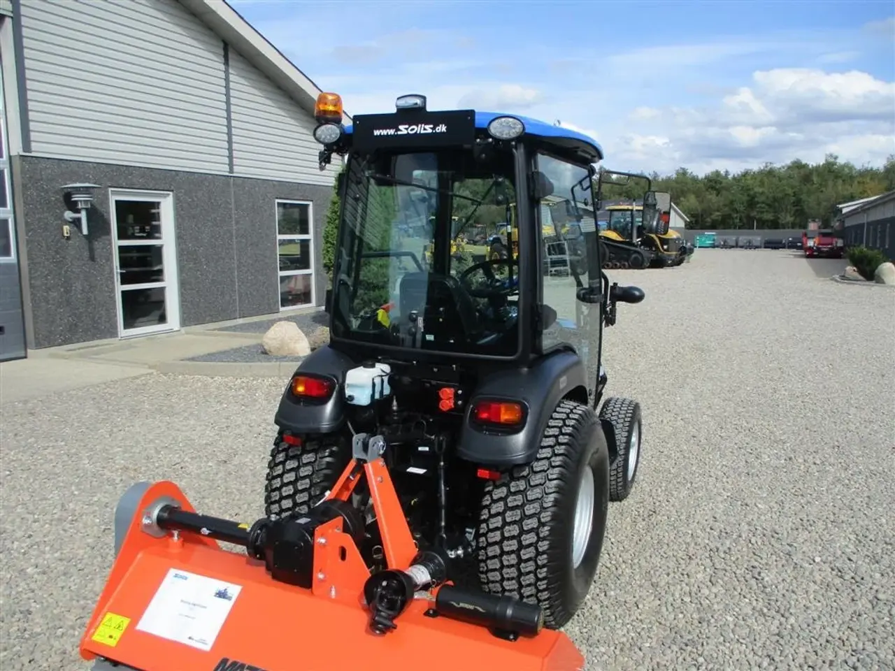 Billede 13 - Solis 26 HST Med kabine, Turf dæk og frontlift samt frontPTO