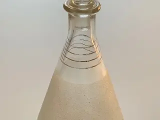 Karaffel ca. 75+ år gammel