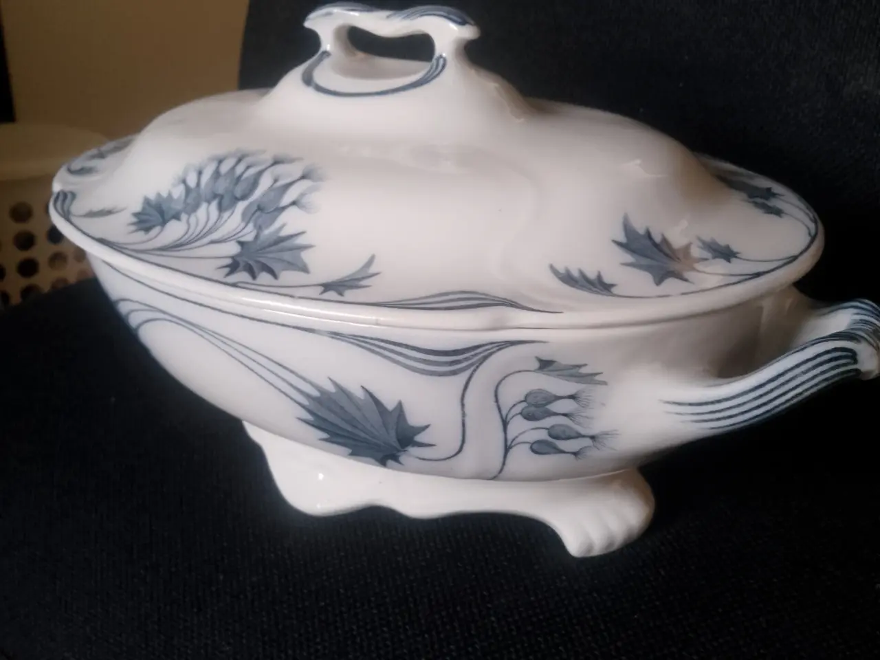 Billede 2 - Villeroy og boch oval terrin med låg. Milla/Tidsel