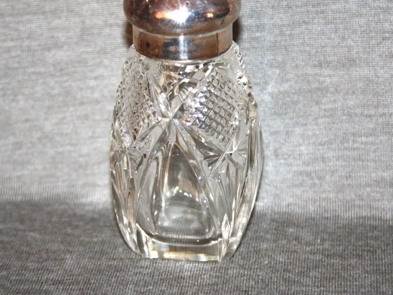 Billede 4 - Vintage Glas Sukkerstrøe i Krystal glas / pletsølv